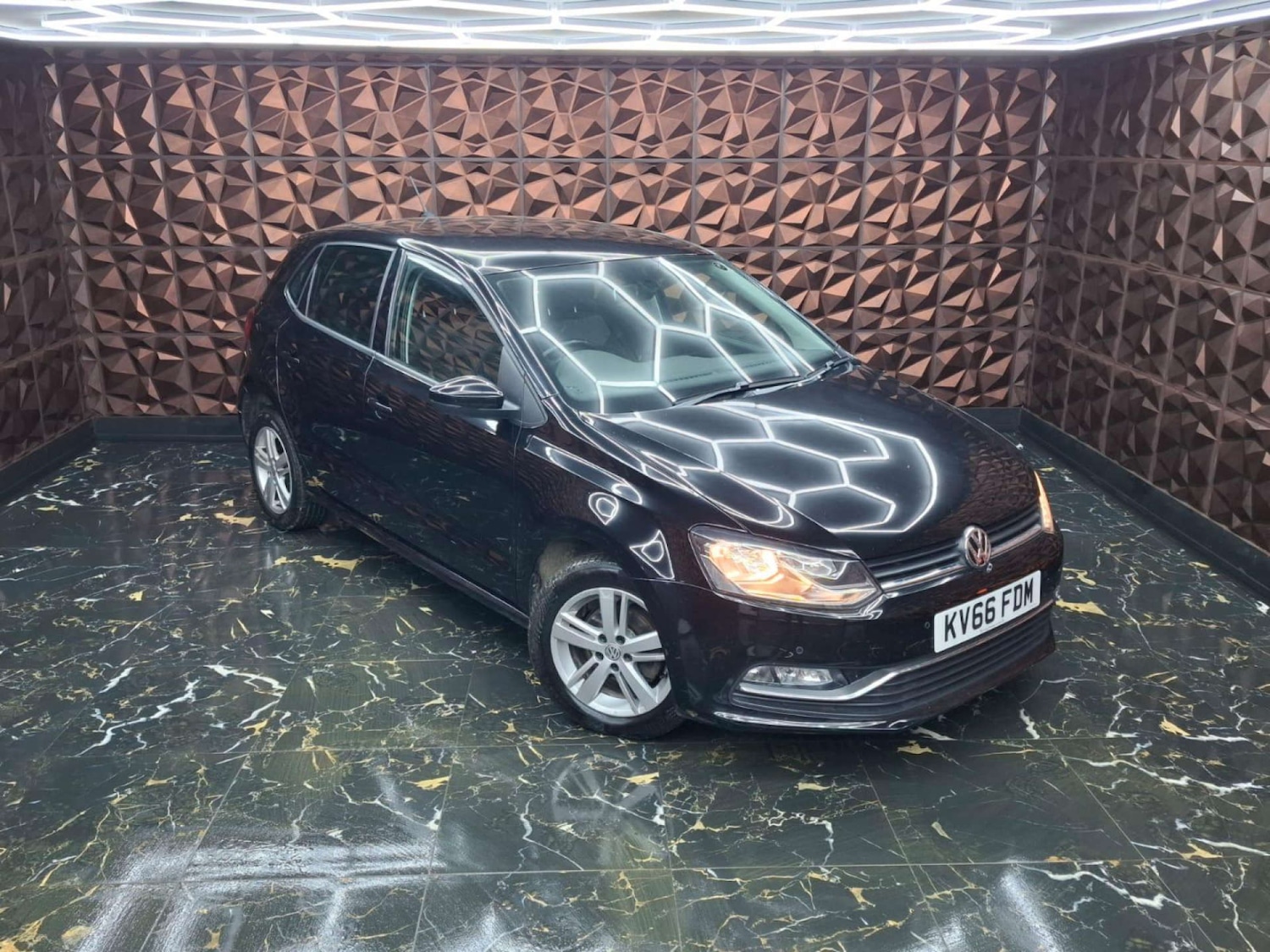 Used Volkswagen Polo 2016 for sale - 77151334: Photo 1