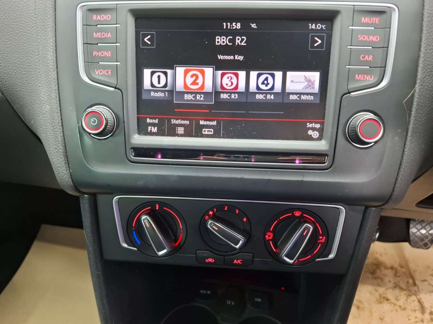 Used Volkswagen Polo 2016 for sale - 77151334: Photo 47