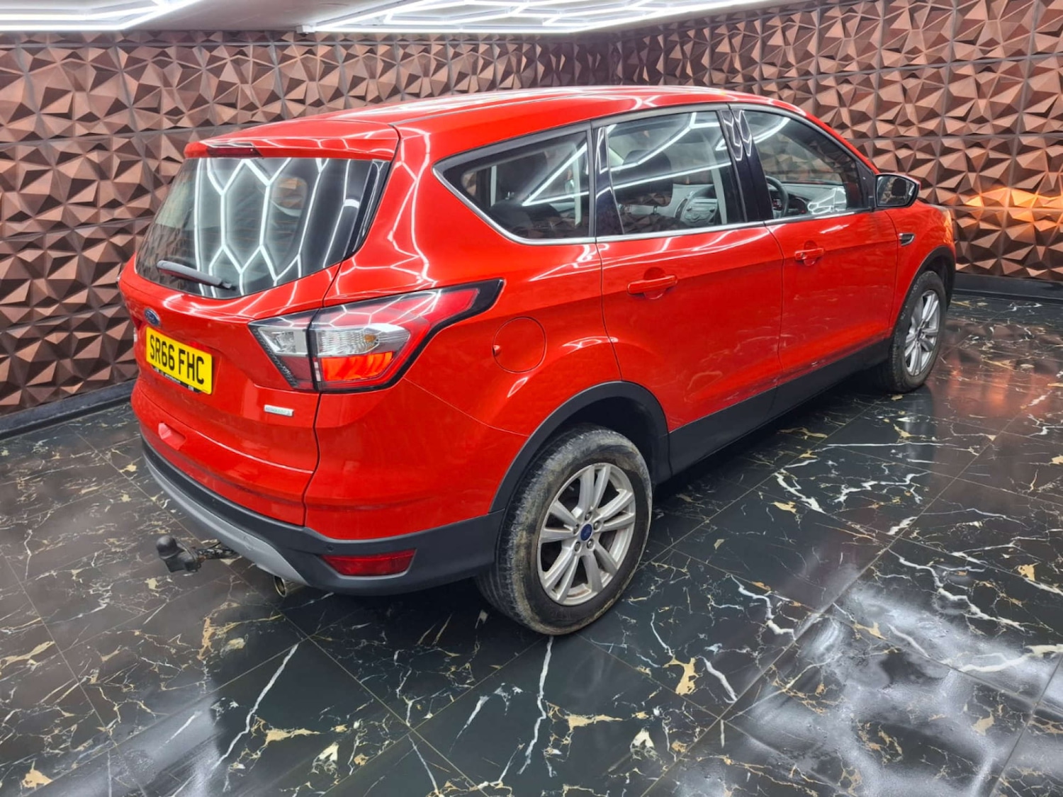 Used Ford Kuga 2017 for sale - 77151256: Photo 34