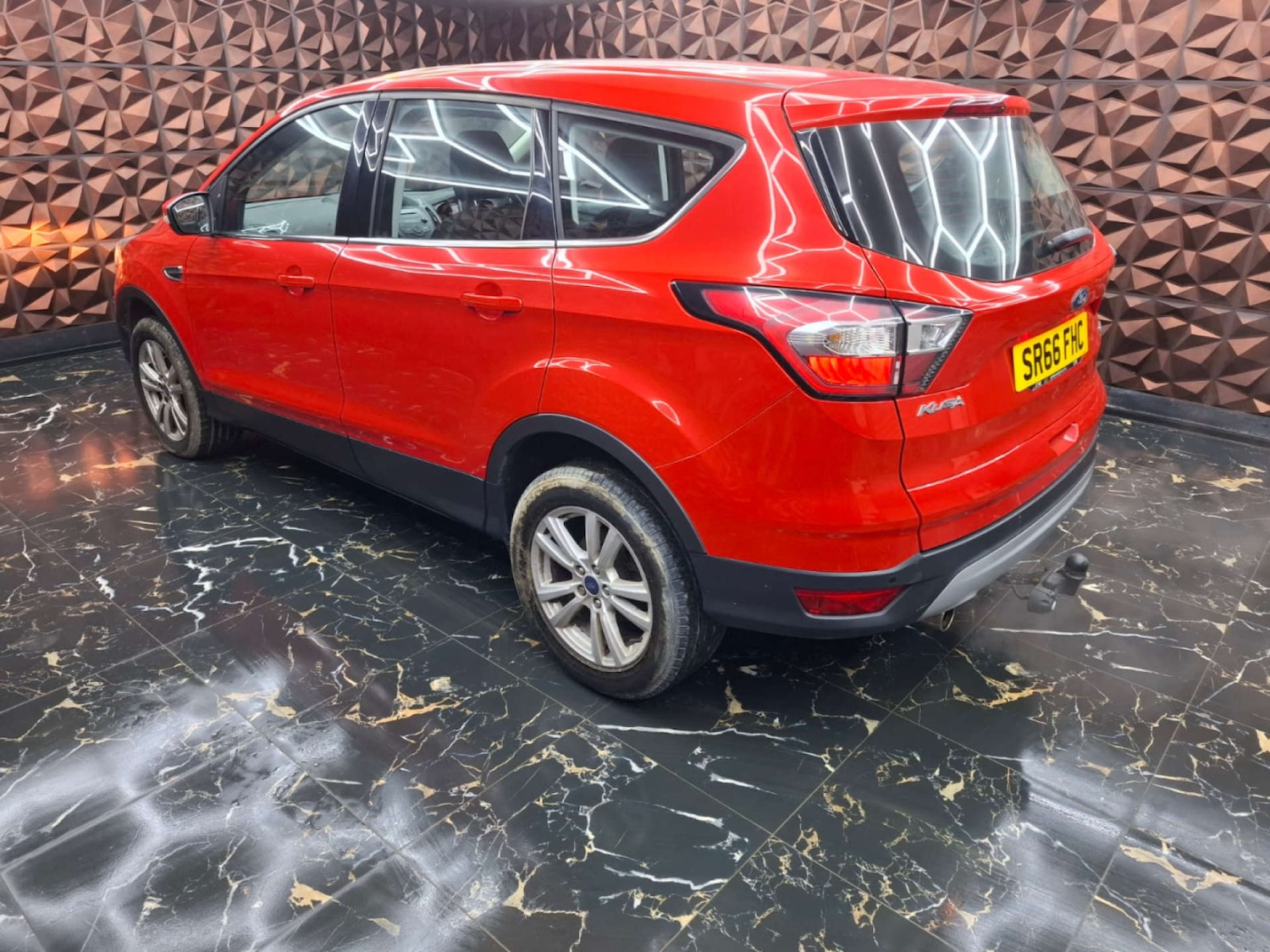 Used Ford Kuga 2017 for sale - 77151256: Photo 38