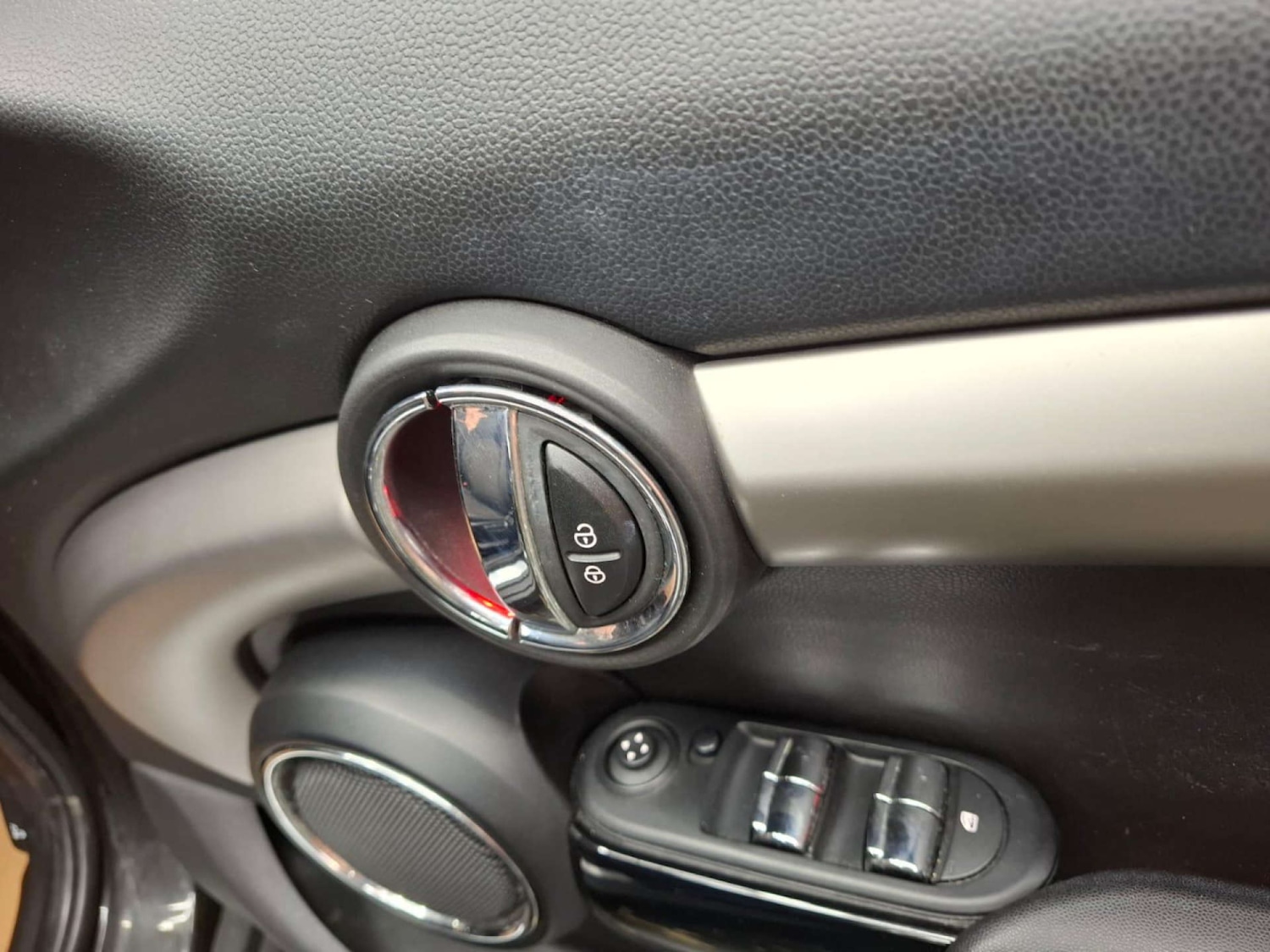 Used MINI Hatch 2015 for sale - 77151336: Photo 38