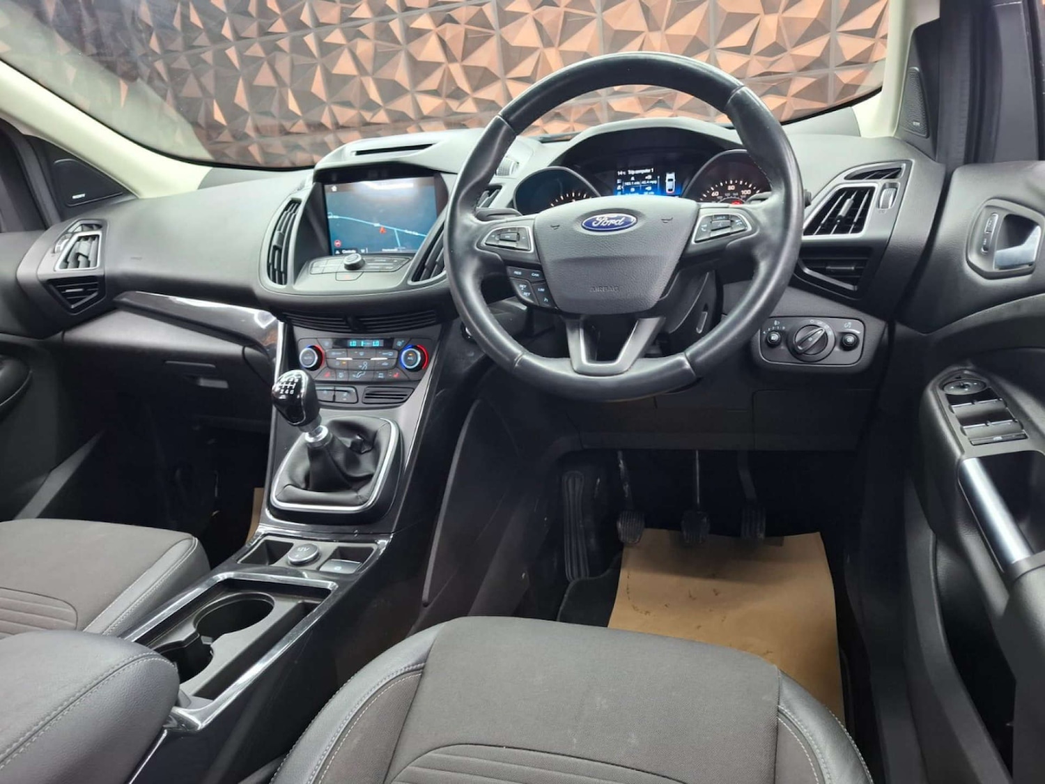 Used Ford Kuga 2017 for sale - 76921438: Photo 24