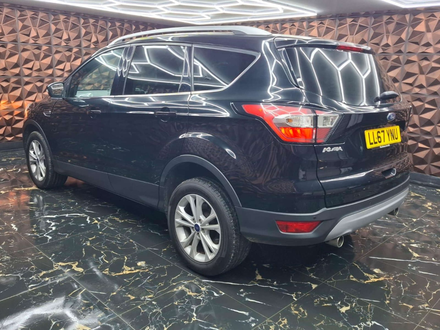 Used Ford Kuga 2017 for sale - 76921438: Photo 41