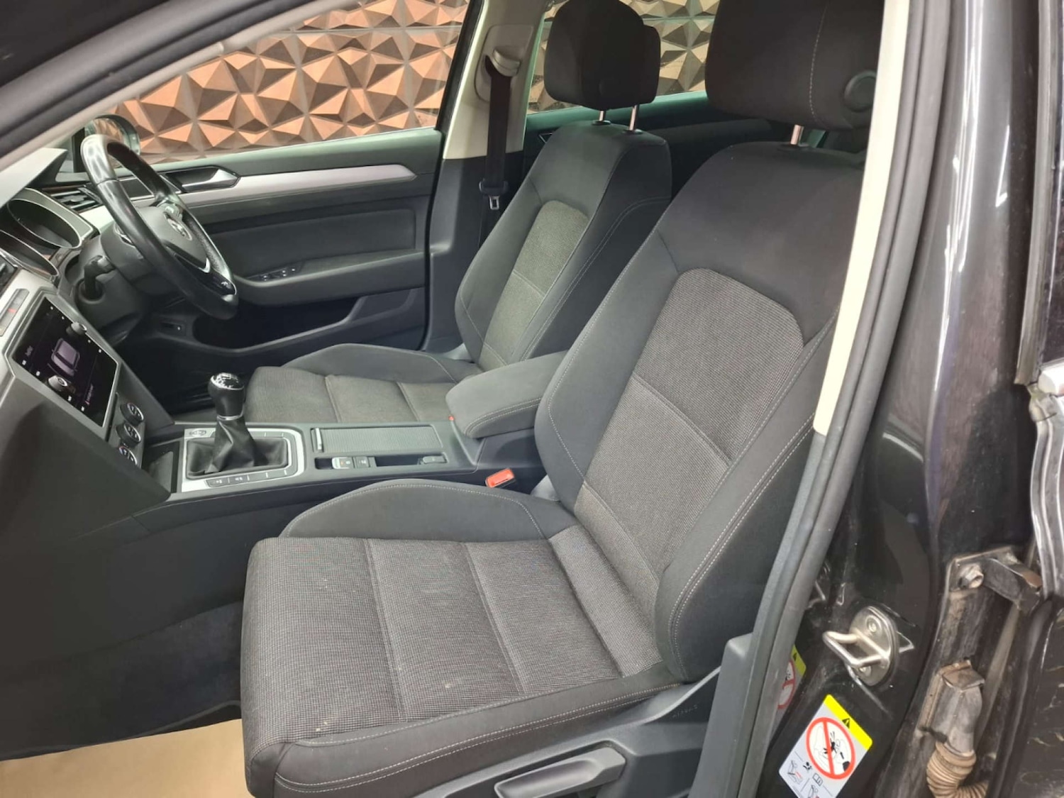 Used Volkswagen Passat 2018 for sale - 77151297: Photo 18