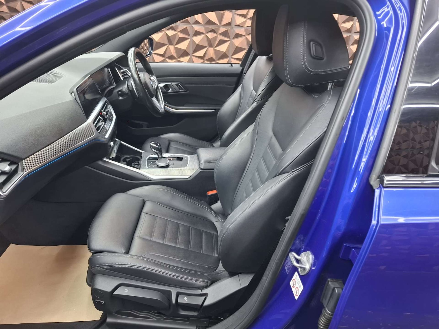 Used BMW 3 Series 2019 for sale - 77438671: Photo 14