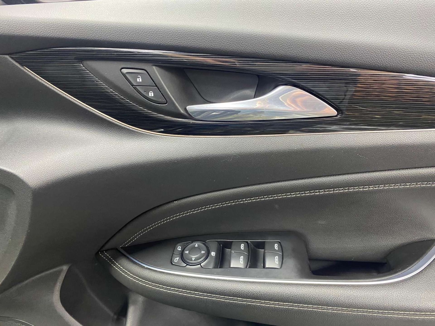 Used Vauxhall Insignia 2017 for sale - 78039587: Photo 10