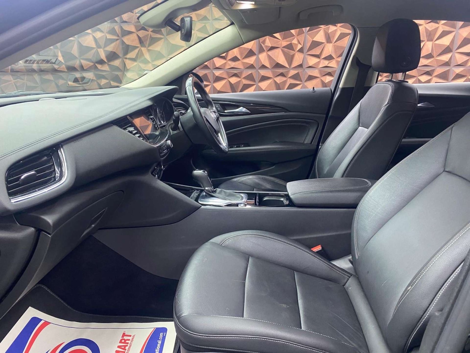 Used Vauxhall Insignia 2017 for sale - 78039587: Photo 12