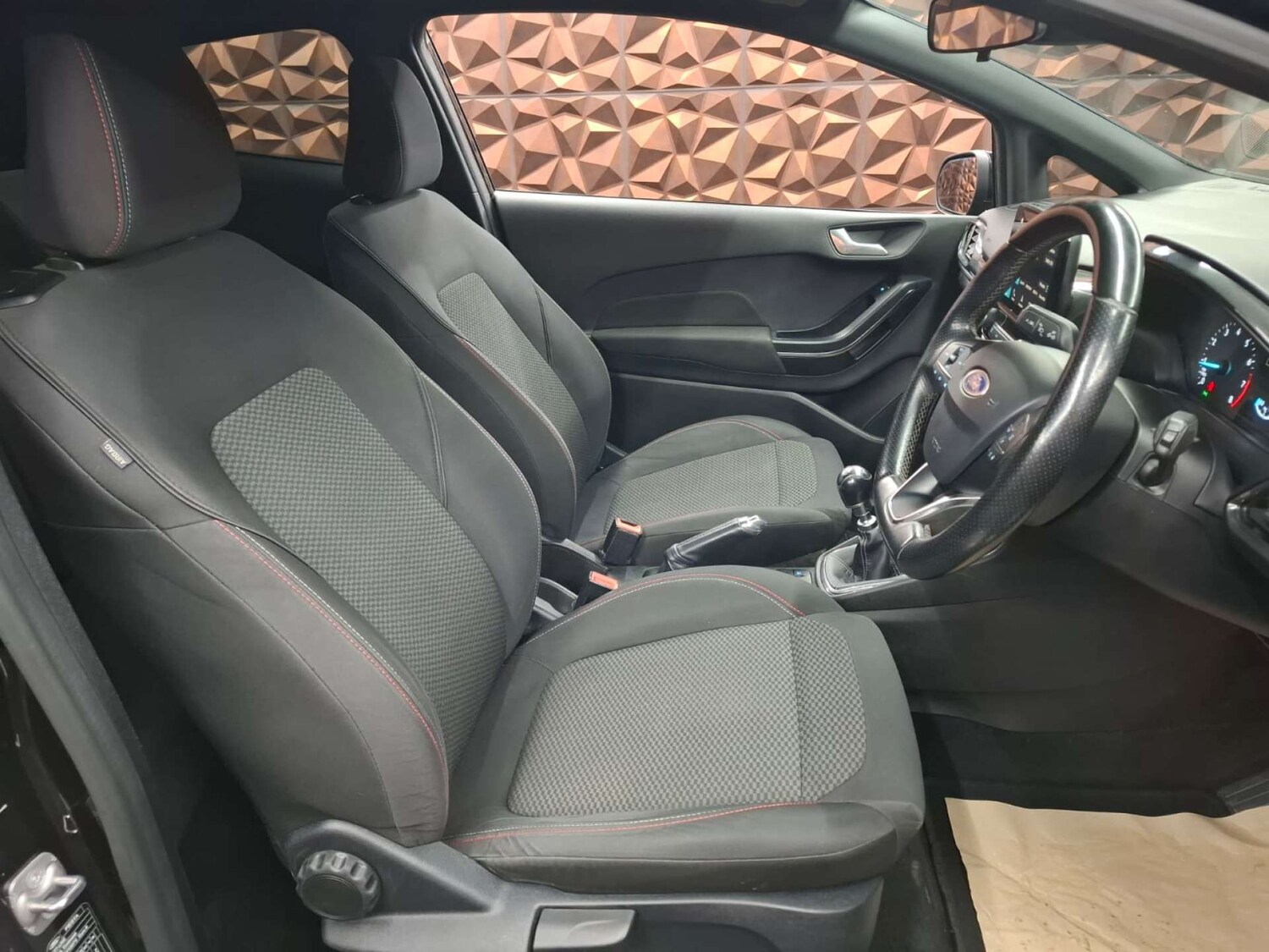 Used Ford Fiesta 2018 for sale - 76921376: Photo 7