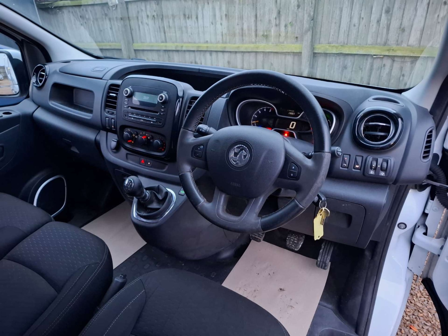 Used Vauxhall Vivaro 2016 for sale - 77151205: Photo 15