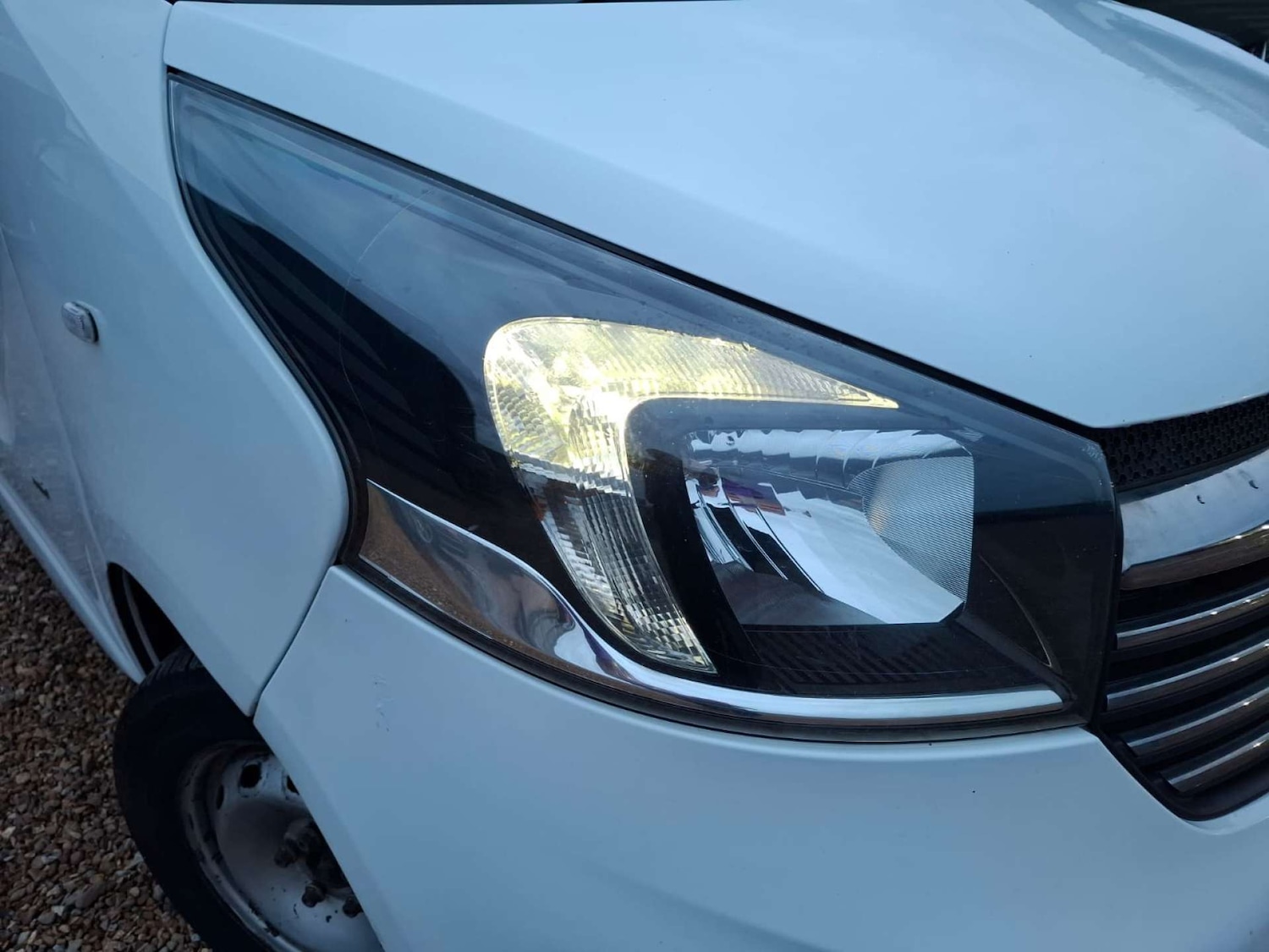 Used Vauxhall Vivaro 2016 for sale - 77151205: Photo 4