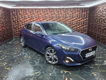 Used Hyundai i30 2020 for sale - 76921432: Photo