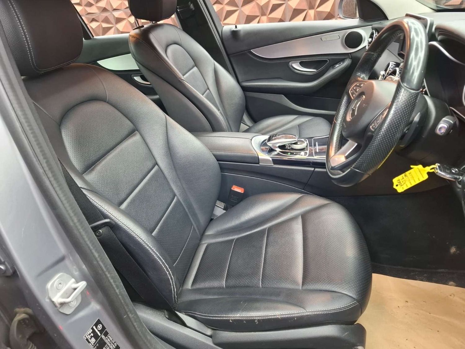 Used Mercedes-Benz C Class 2015 for sale - 76921322: Photo 26