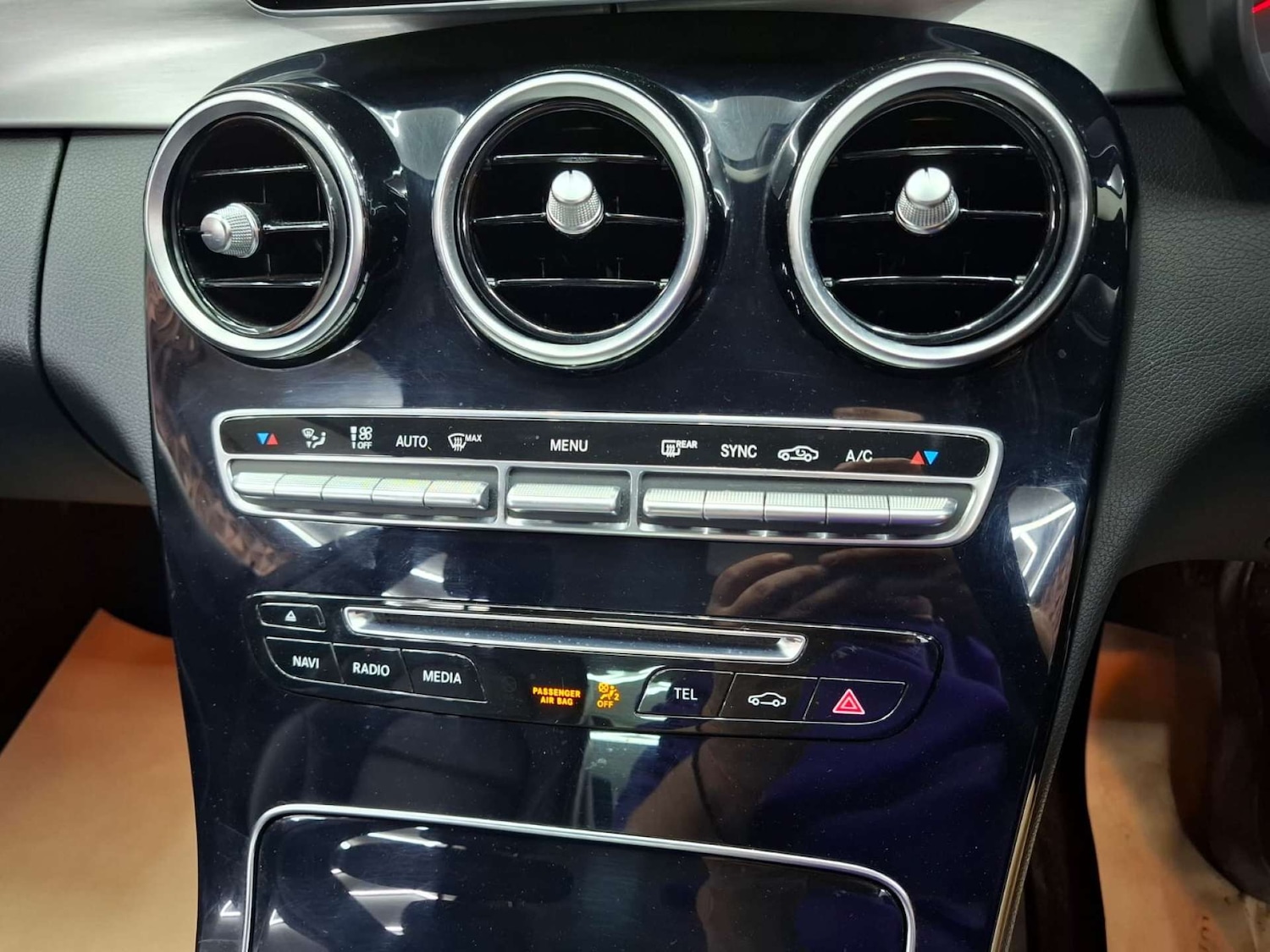 Used Mercedes-Benz C Class 2015 for sale - 76921322: Photo 39