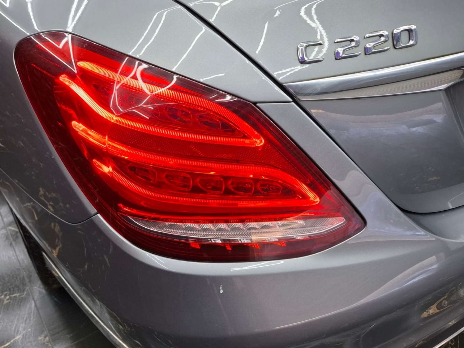 Used Mercedes-Benz C Class 2015 for sale - 76921322: Photo 9