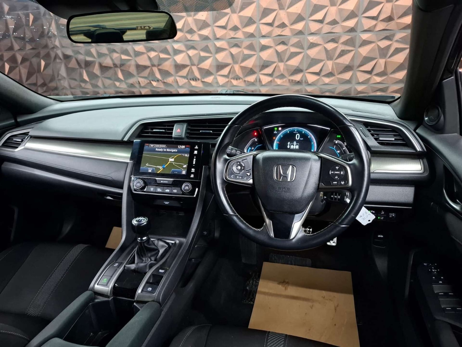 Used Honda Civic 2018 for sale - 77151177: Photo 32