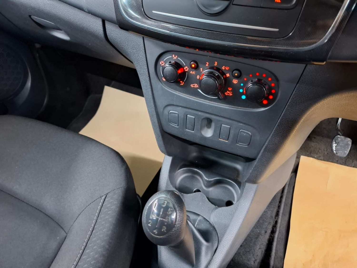 Used Dacia Sandero 2019 for sale - 76921475: Photo 18