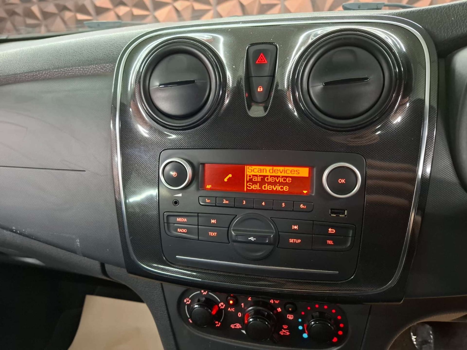 Used Dacia Sandero 2019 for sale - 76921475: Photo 19