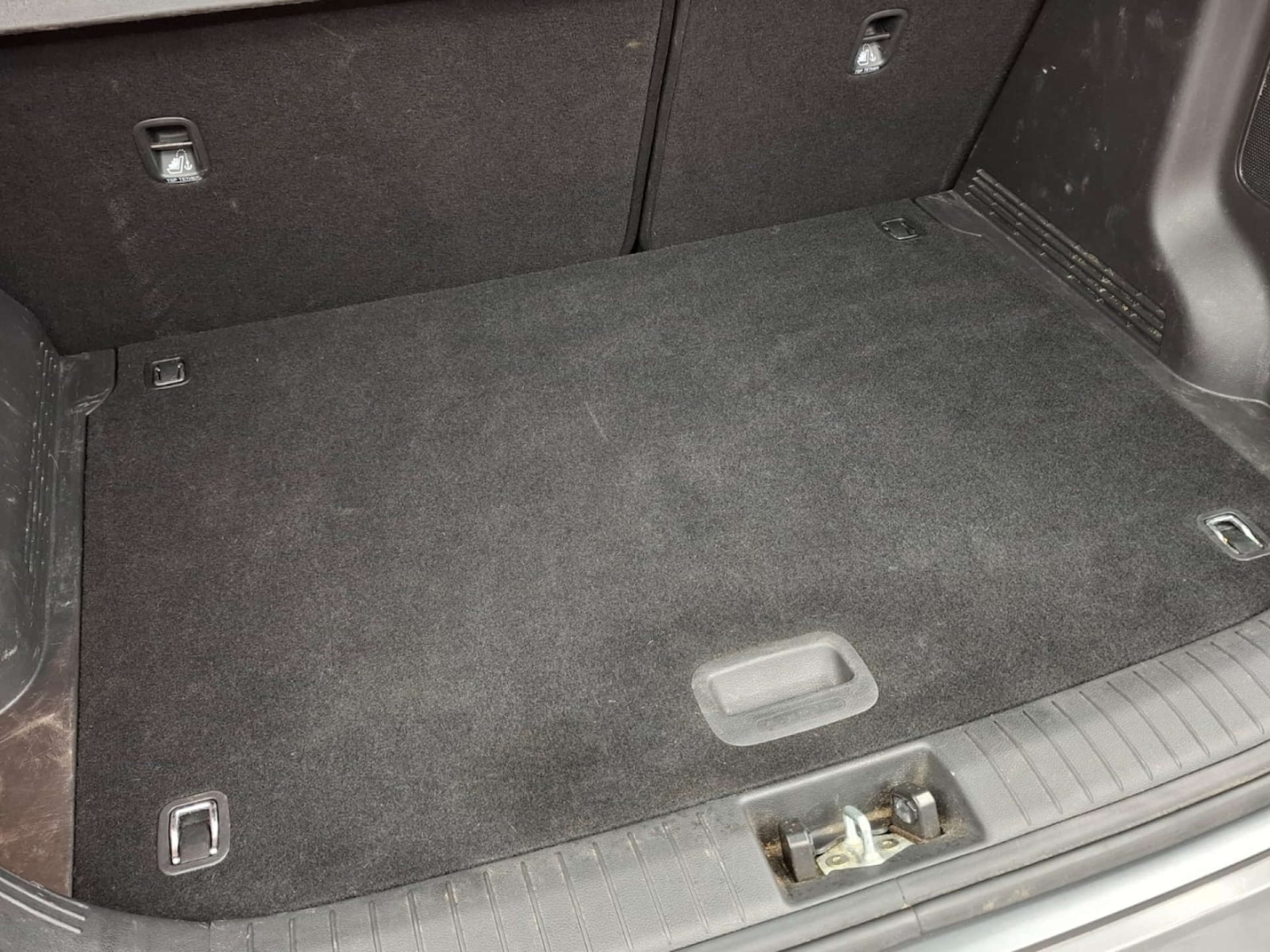 Used Hyundai KONA 2018 for sale - 77151329: Photo 29