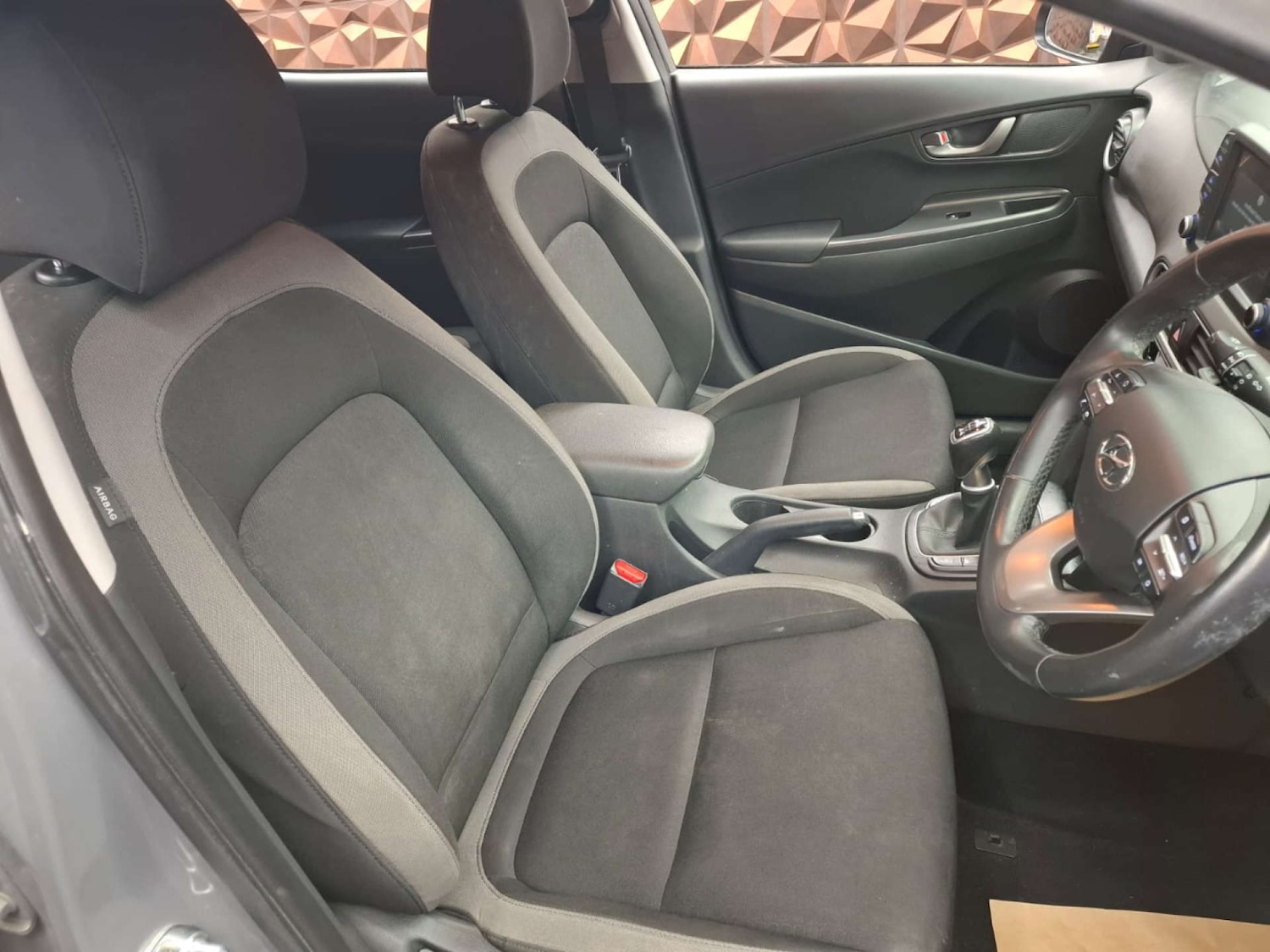 Used Hyundai KONA 2018 for sale - 77151329: Photo 40