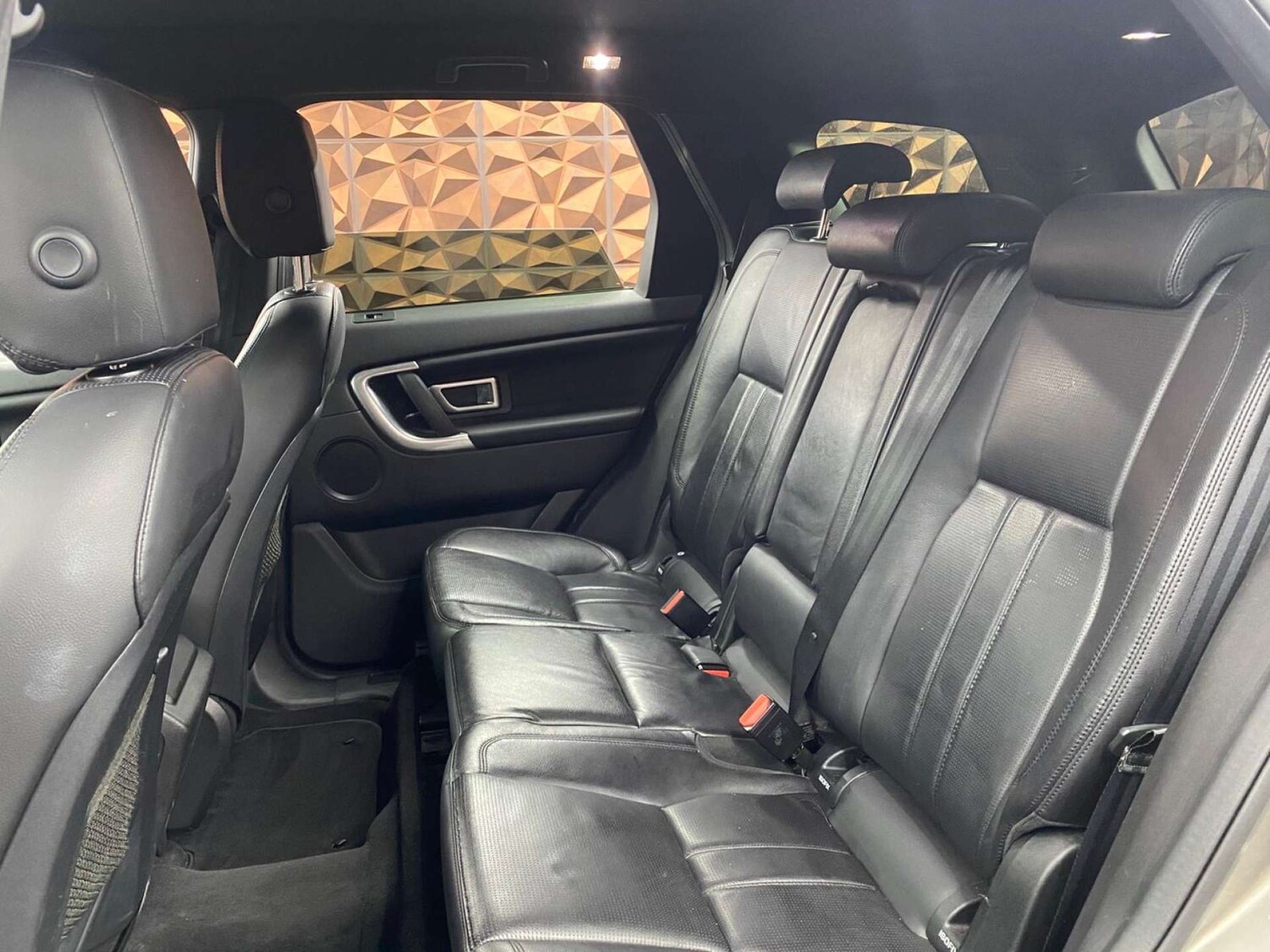 Used Land Rover Discovery Sport 2017 for sale - 77964798: Photo 14