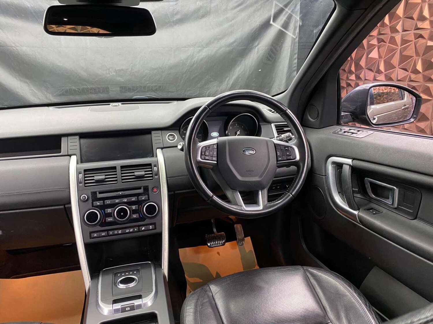 Used Land Rover Discovery Sport 2017 for sale - 77964798: Photo 23