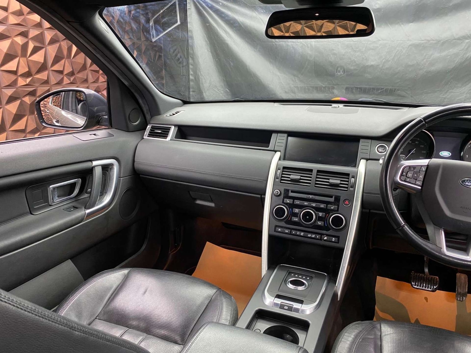 Used Land Rover Discovery Sport 2017 for sale - 77964798: Photo 8