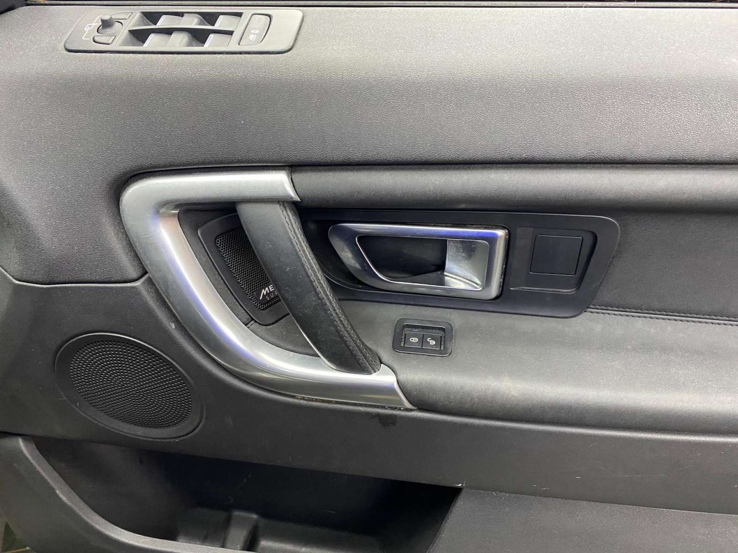 Used Land Rover Discovery Sport 2017 for sale - 77964798: Photo 9