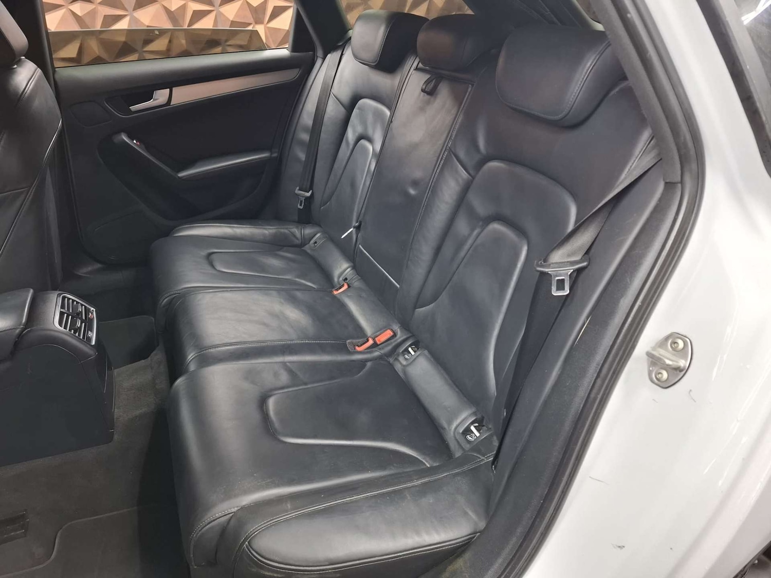 Used Audi A4 2015 for sale - 78073797: Photo 17