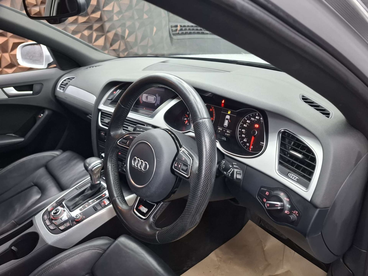 Used Audi A4 2015 for sale - 78073797: Photo 25