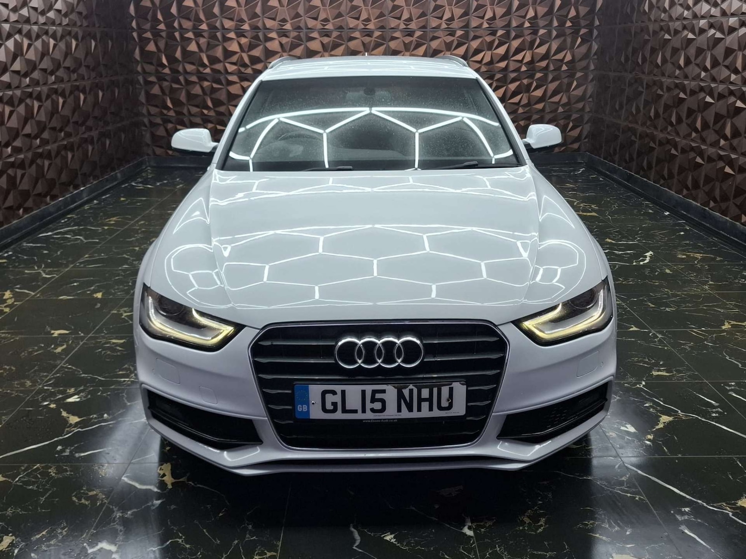 Used Audi A4 2015 for sale - 78073797: Photo 3