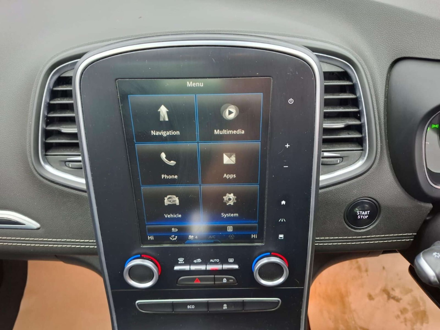 Used Renault Grand Scenic 2017 for sale - 77151295: Photo 32