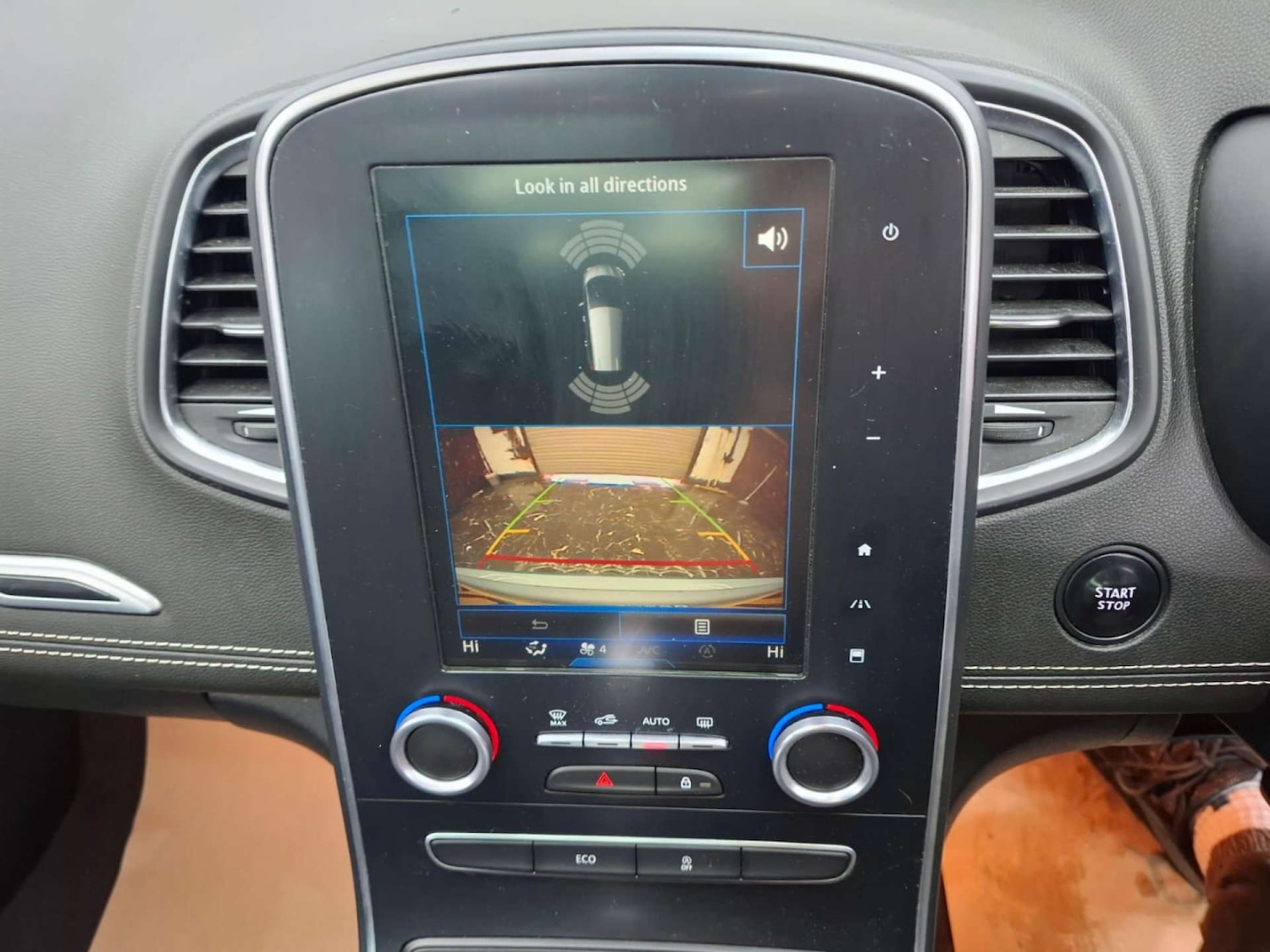 Used Renault Grand Scenic 2017 for sale - 77151295: Photo 36