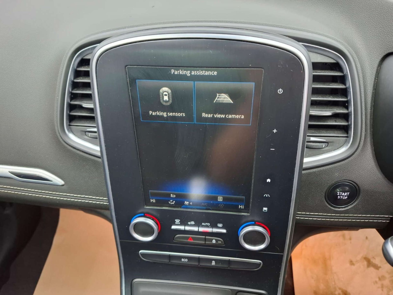 Used Renault Grand Scenic 2017 for sale - 77151295: Photo 38