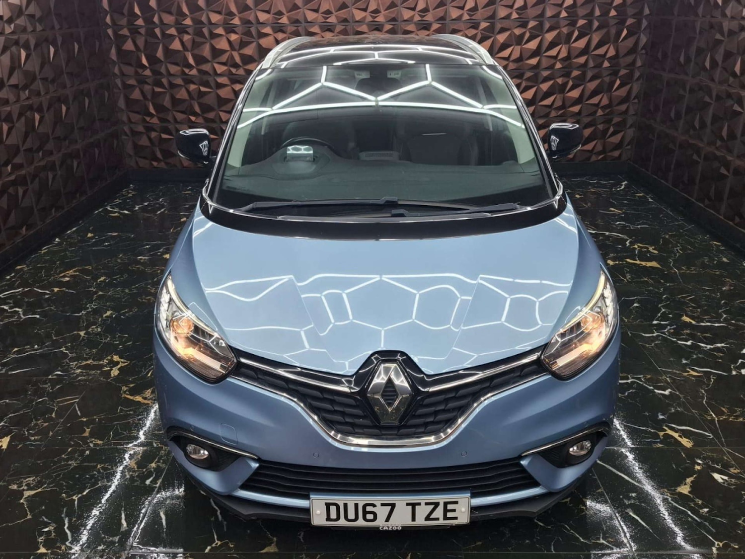 Used Renault Grand Scenic 2017 for sale - 77151295: Photo 5