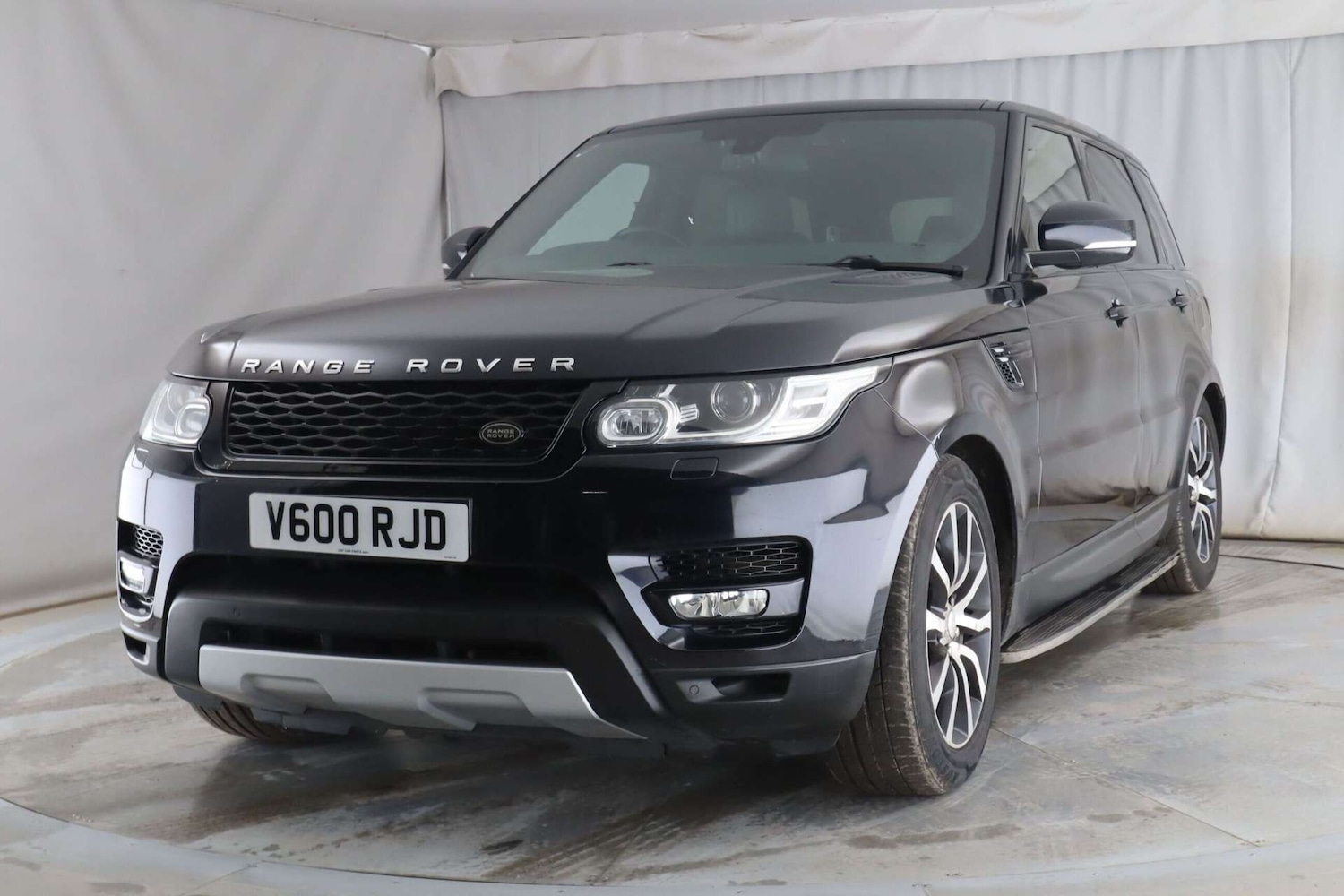 Used Land Rover Range Rover Sport 2015 for sale - 78003734: Photo 2