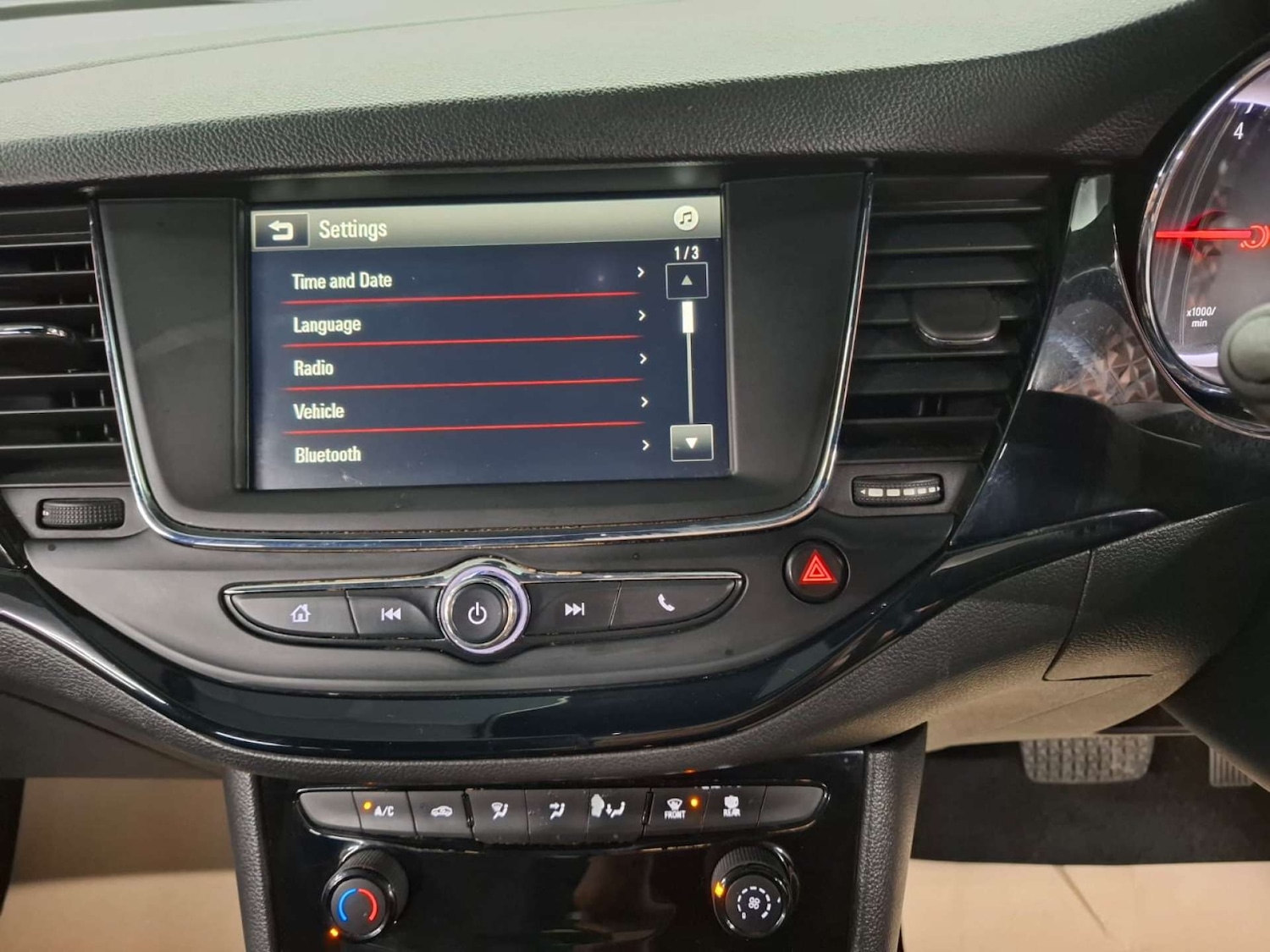 Used Vauxhall Astra 2017 for sale - 76921470: Photo 18