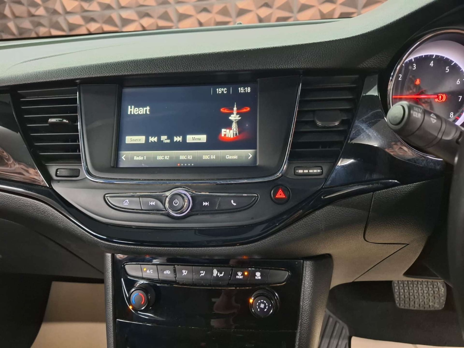 Used Vauxhall Astra 2017 for sale - 76921470: Photo 19