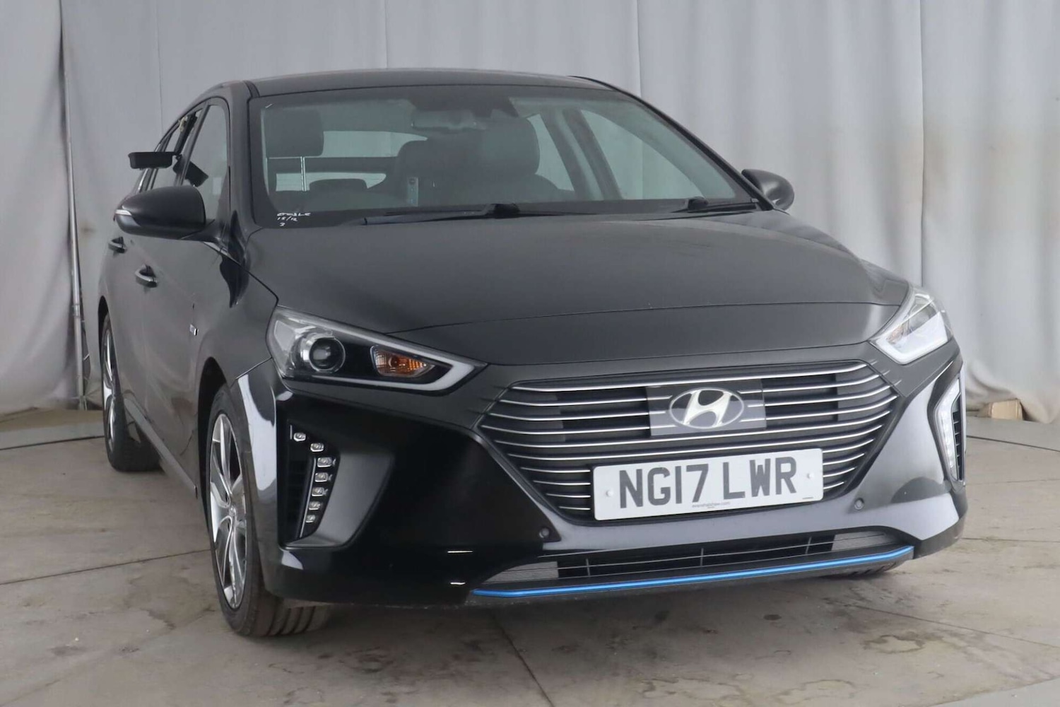 Used Hyundai IONIQ 2017 for sale - 76948213: Photo 2