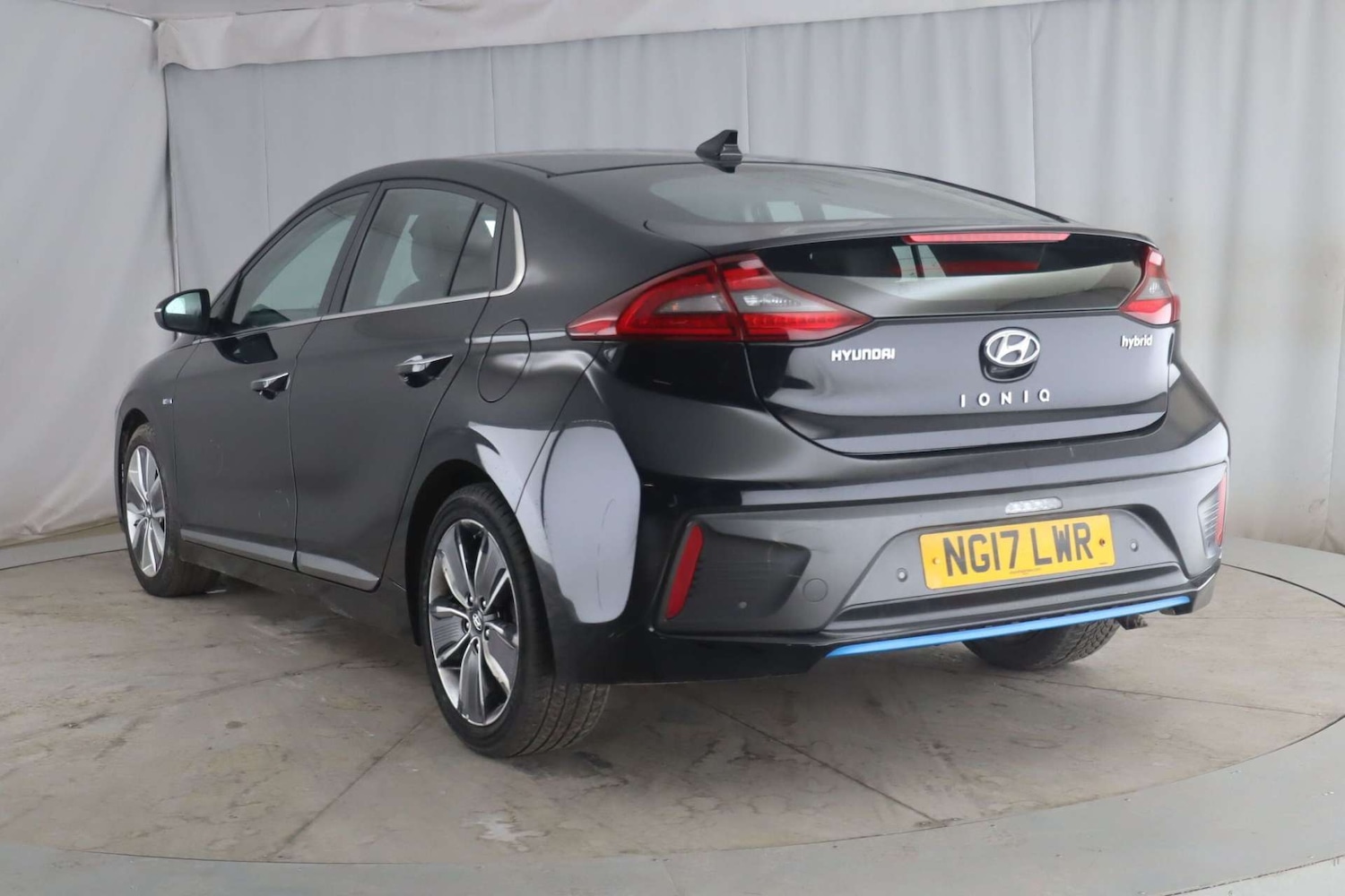 Used Hyundai IONIQ 2017 for sale - 76948213: Photo 5