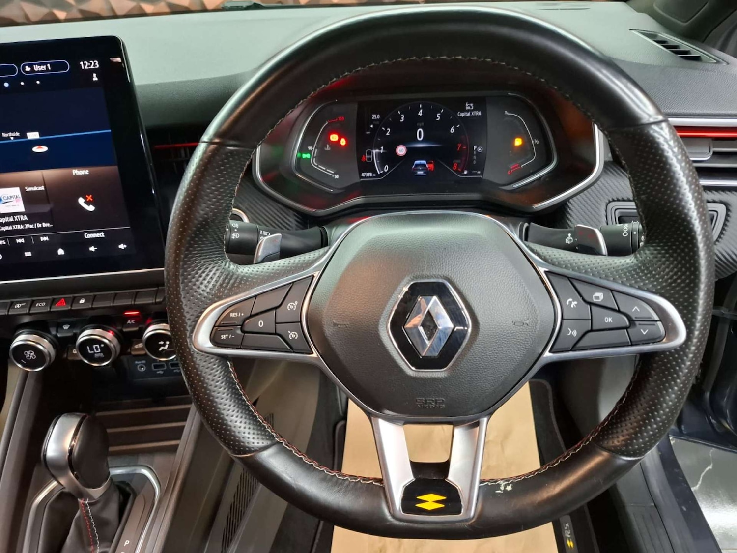 Used Renault Clio 2020 for sale - 76921474: Photo 20