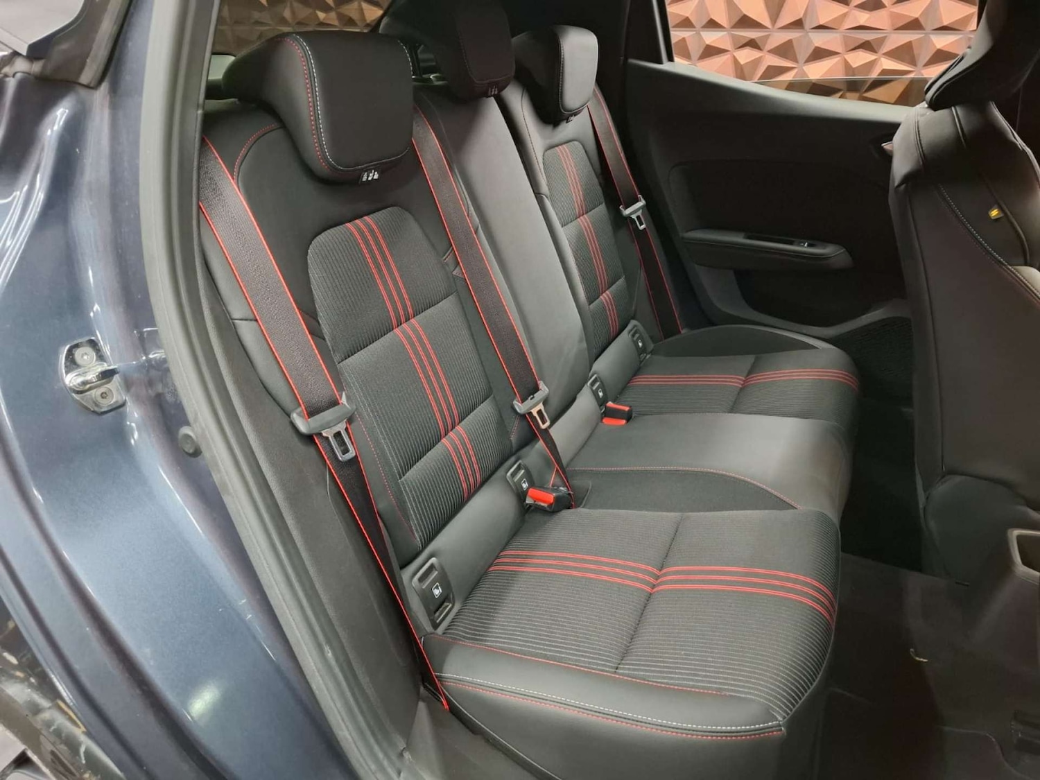 Used Renault Clio 2020 for sale - 76921474: Photo 26