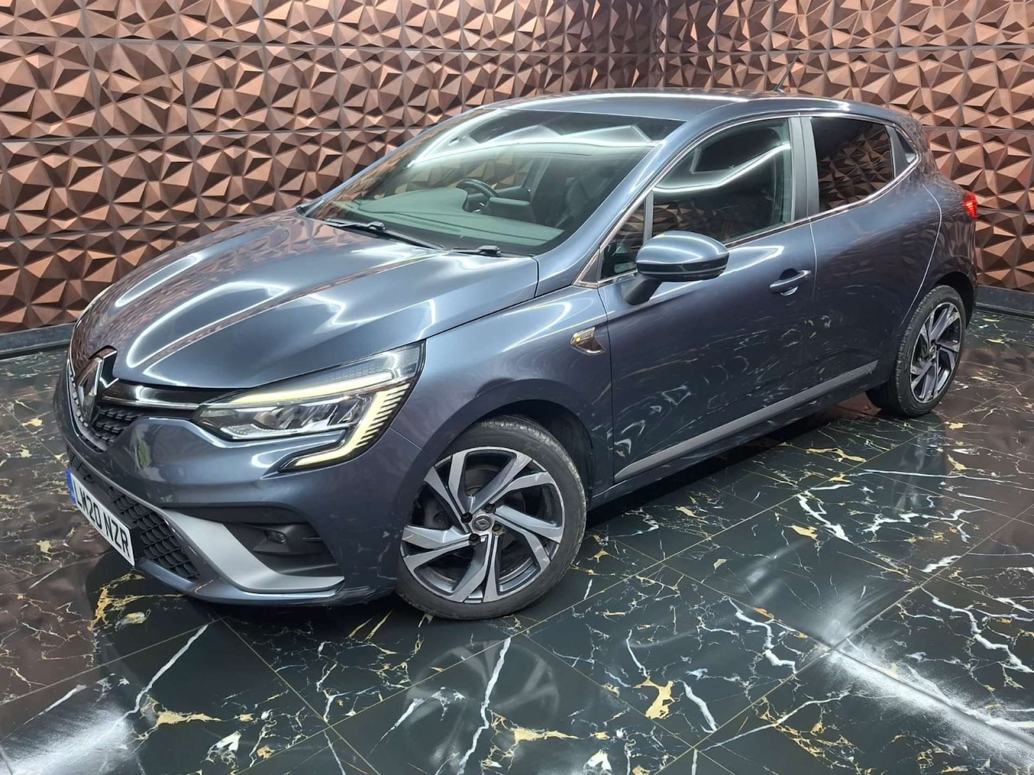 Used Renault Clio 2020 for sale - 76921474: Photo 33