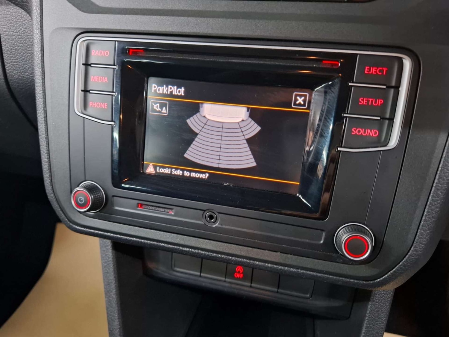 Used Volkswagen Caddy Maxi Life 2020 for sale - 76921399: Photo 17