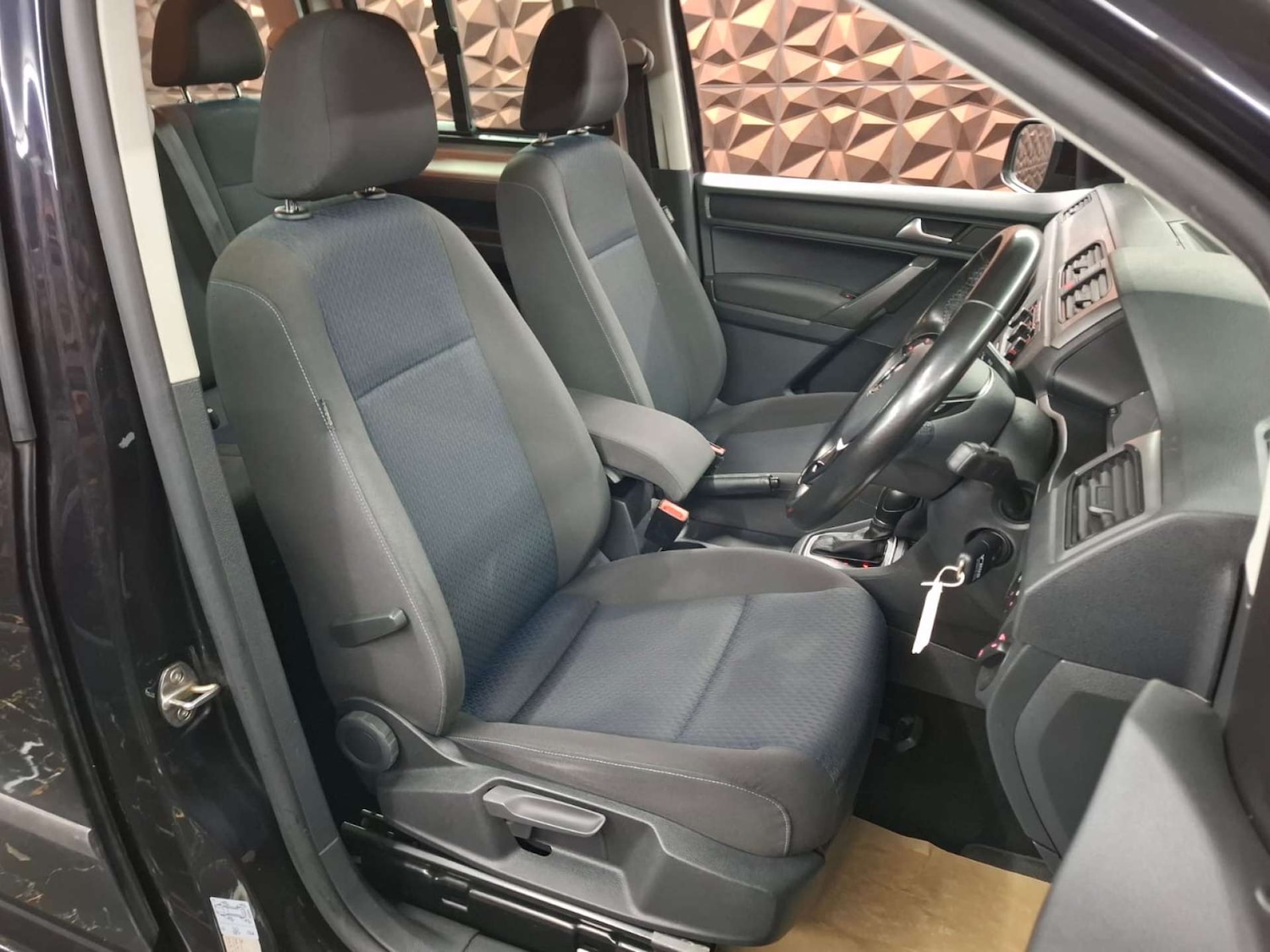 Used Volkswagen Caddy Maxi Life 2020 for sale - 76921399: Photo 19