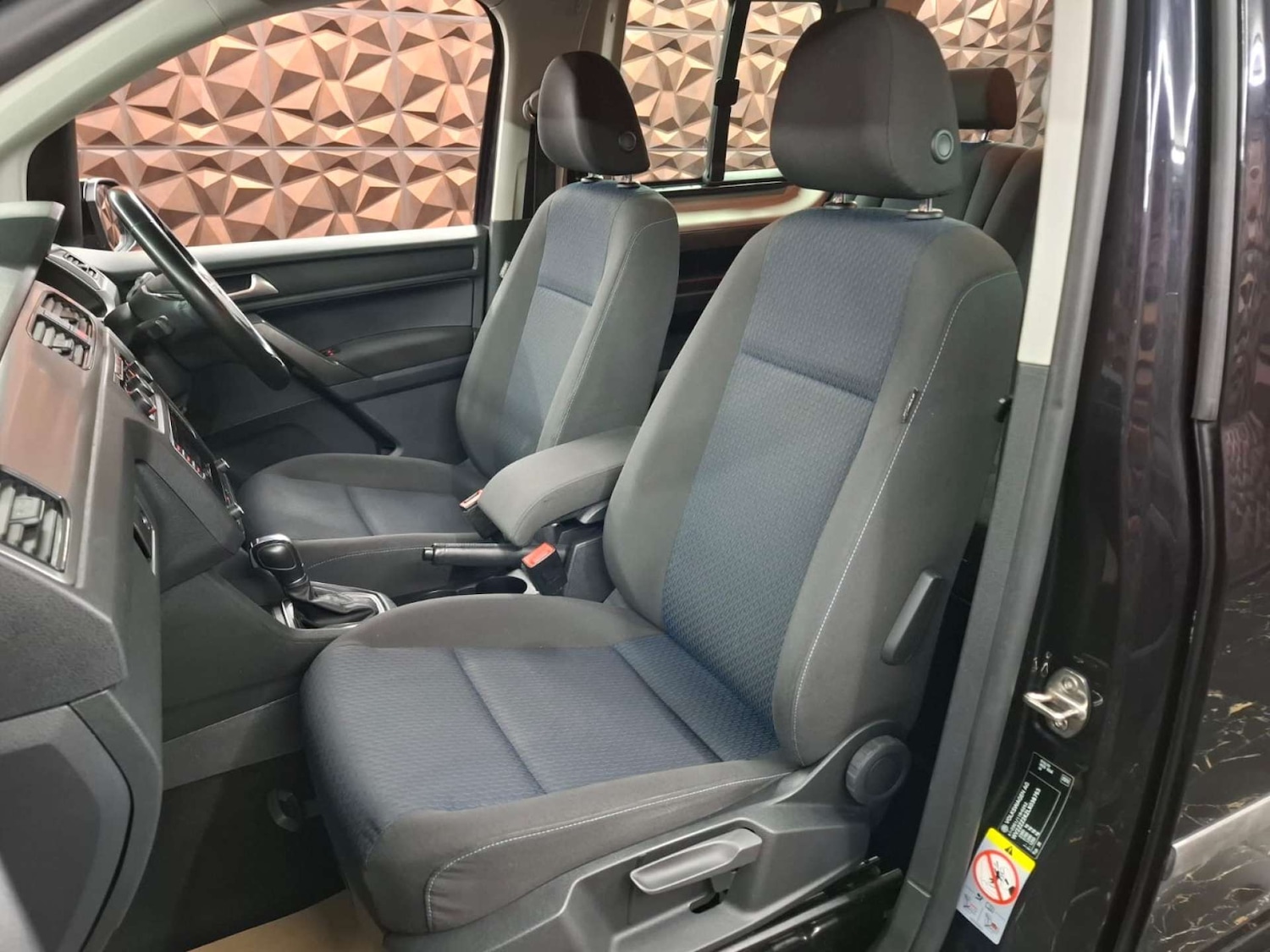 Used Volkswagen Caddy Maxi Life 2020 for sale - 76921399: Photo 22