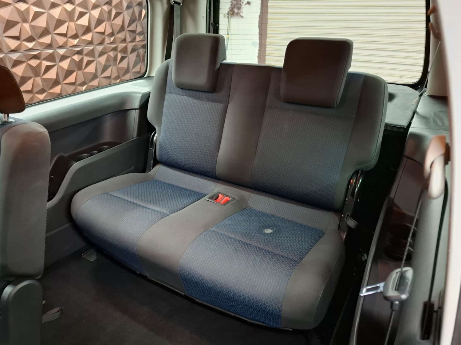 Used Volkswagen Caddy Maxi Life 2020 for sale - 76921399: Photo 28