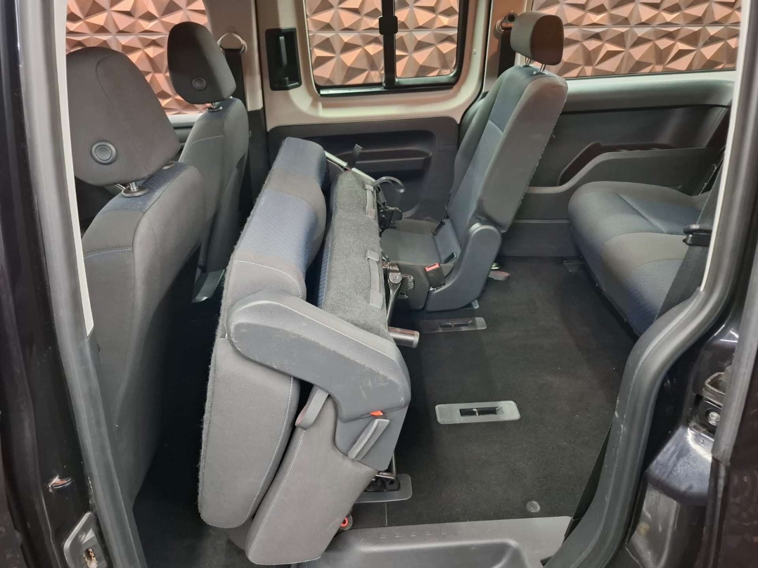 Used Volkswagen Caddy Maxi Life 2020 for sale - 76921399: Photo 31