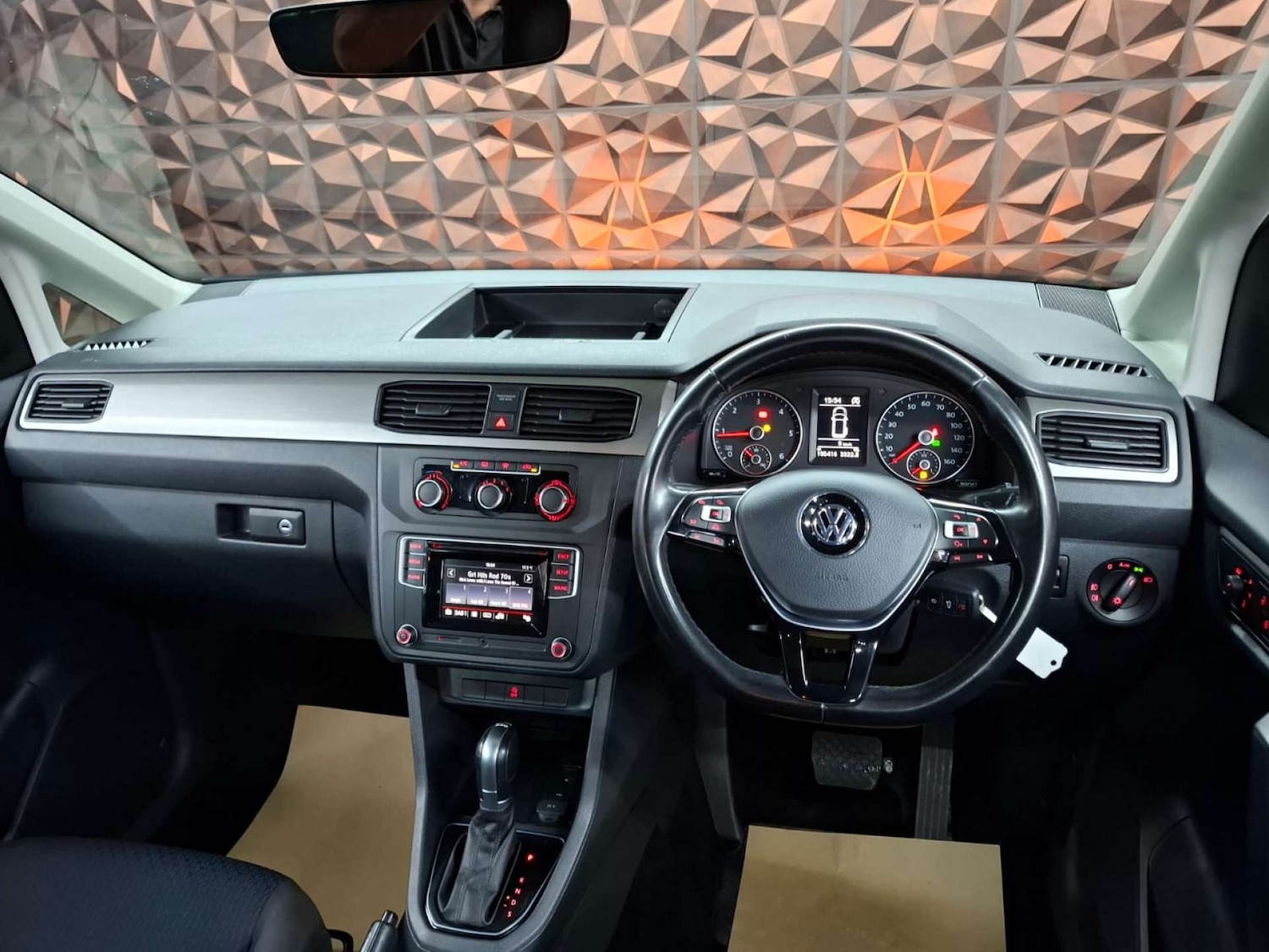 Used Volkswagen Caddy Maxi Life 2020 for sale - 76921399: Photo 33