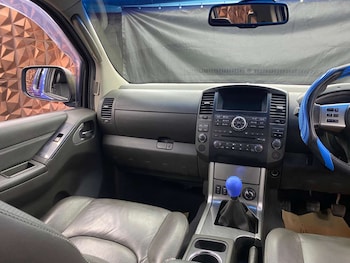 Used Nissan Navara 2011 for sale - 78469004: Photo