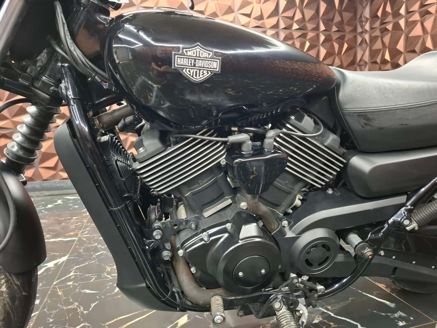 Harley-Davidson STREET XG 750 16